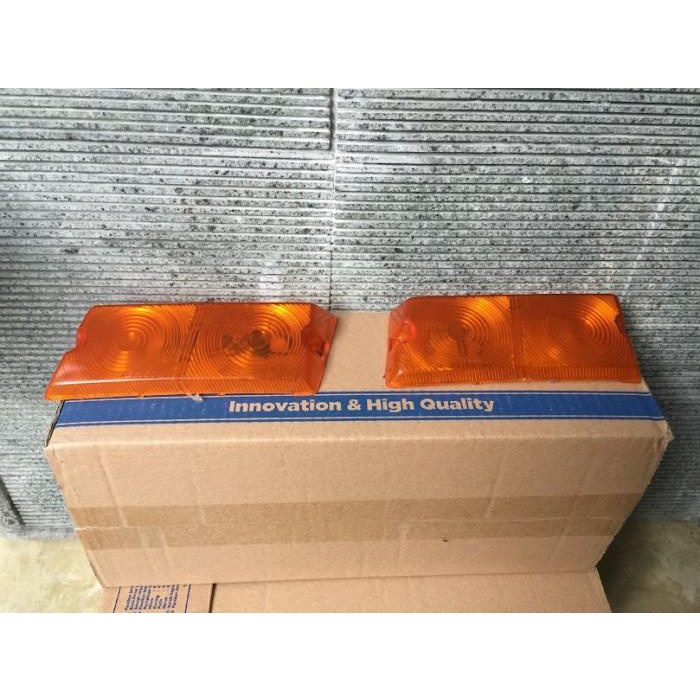 Tutup Mika kaca lampu sein sen riting Mitsubishi colt T120 lama jadul