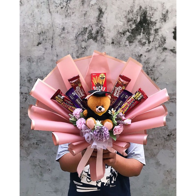

BUCKET WISUDA / BOUQUET COKLAT / BUCKET MURAH / BUCKET COKLAT MIX BONEKA