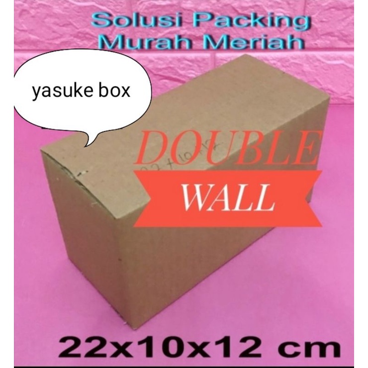 

dus UK.22x10x12 cm.doble wall luar dalem polos kokoh buat packing.