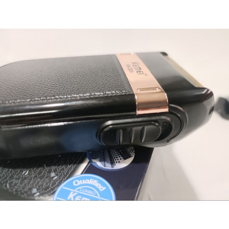 Alat Mesin cukur Kumis Jenggot Botak Original Kemei km 2024 Cas Usb