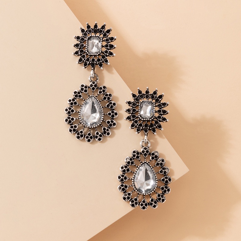 Anting Dangle Berlian Imitasi Bentuk Tetesan Air Hollow Gaya Etnik Vintage Untuk Wanita