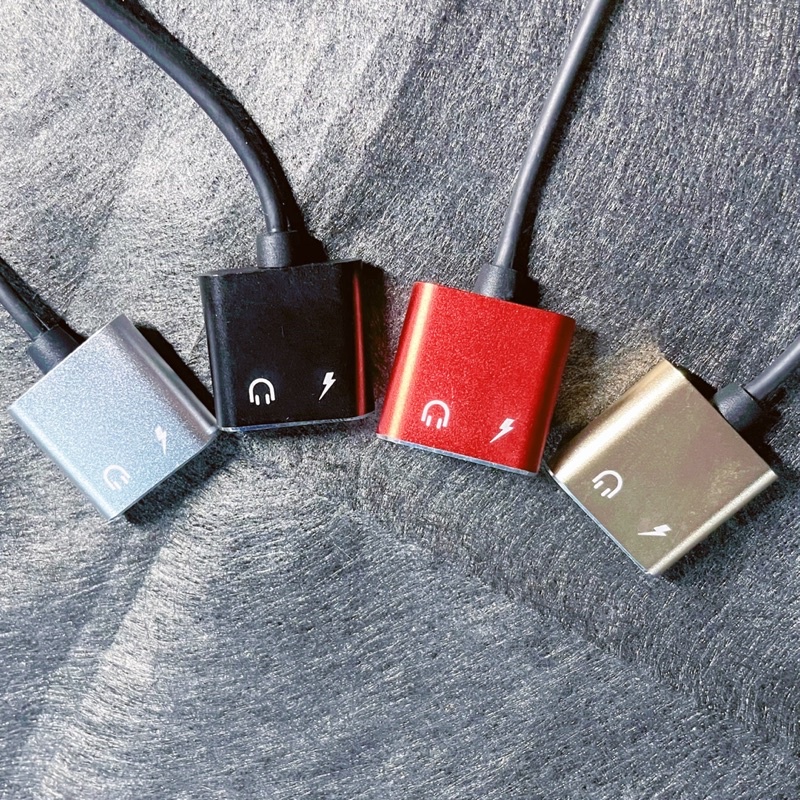 【CB016】KABEL SPLITTER TIPEC UNTUK CHARGER+MUSIK/TLP
