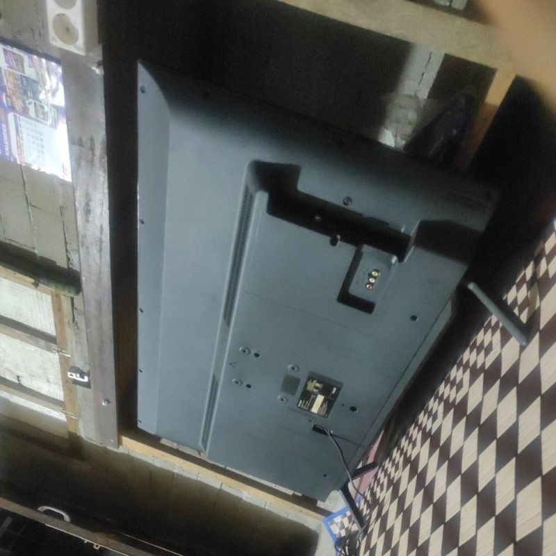 tv sharp 42 inc, siap copot2 part