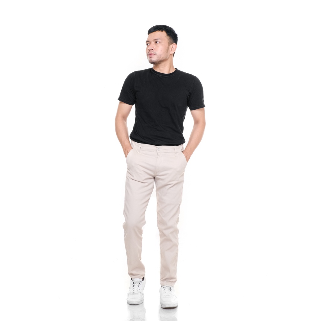 Dottore Cream | Celana Panjang Chino Hitam Pria Cowok Basic Chino Pants | FORIND x Giant Flames