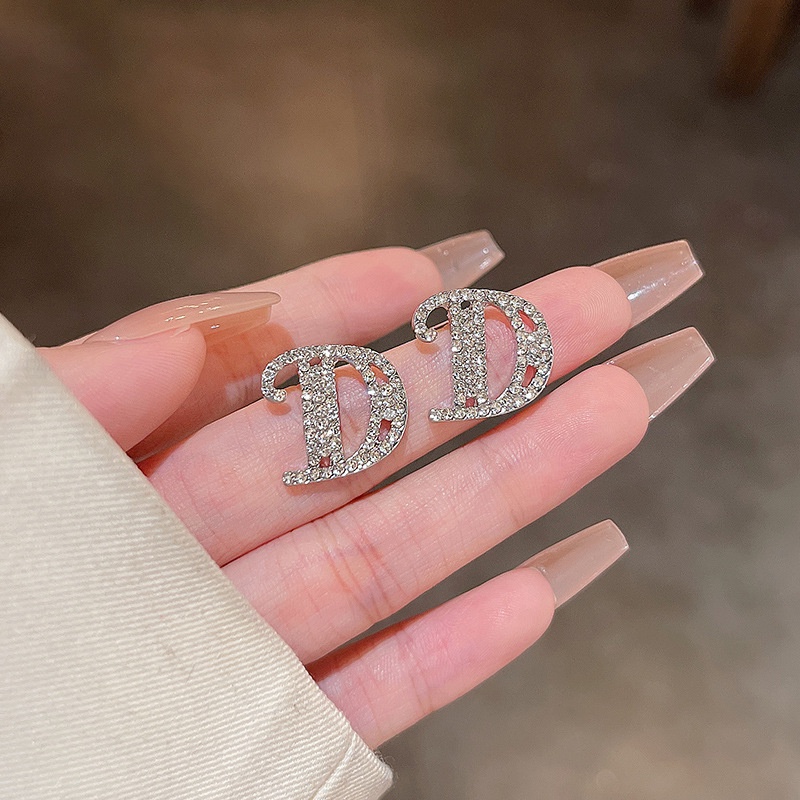 Anting Tusuk Sterling silver 925 Desain Huruf D Hias Berlian Imitasi Mewah Untuk Wanita