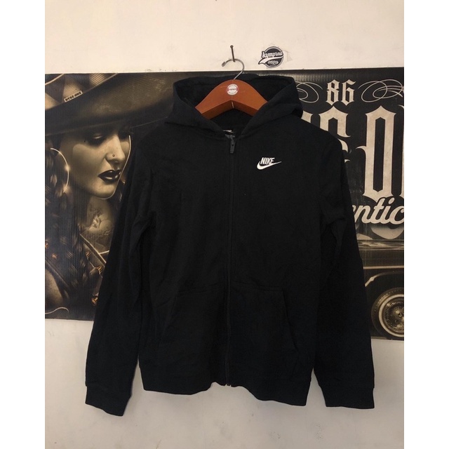 zip hoodie nike second