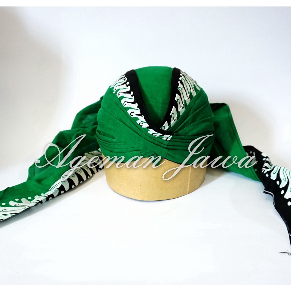 Blangkon Jogja Sliwir Batik Hijau Bisa Dilipat