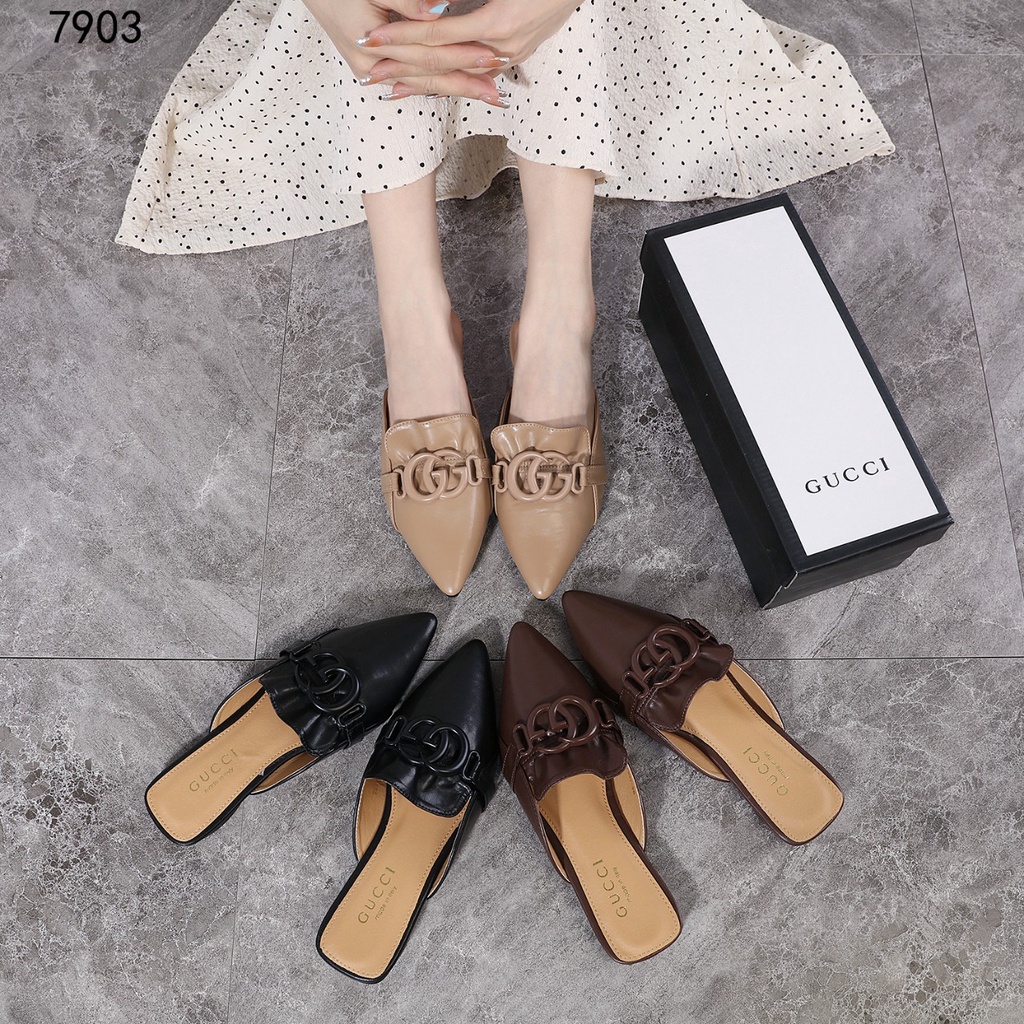 GC Leather Double G Logo Flat Heel Shoes 7903