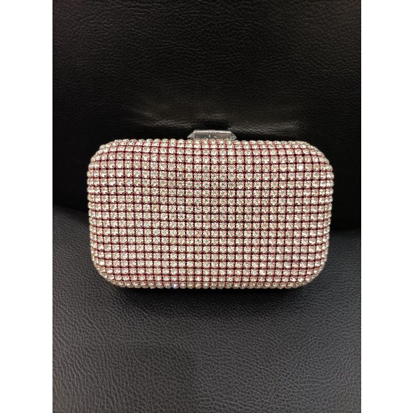 tas pesta kaleng permata bahan satin warna ungu