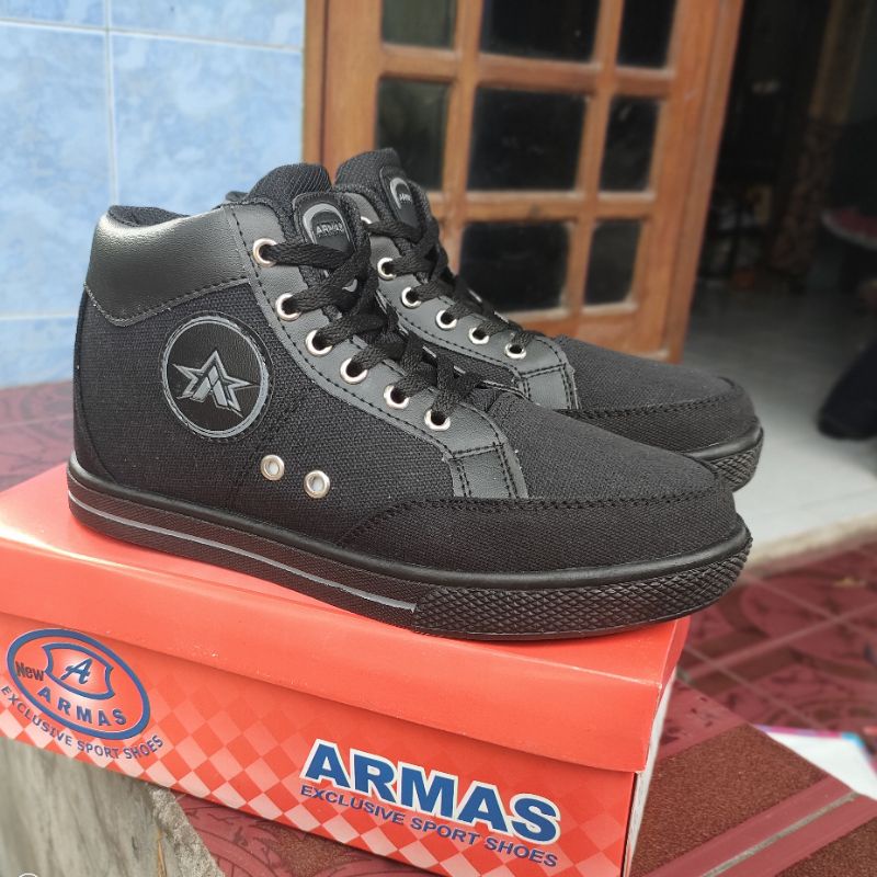 sepatu sekolah hitam / sepatu anak SMP-SMA/ sepatu armas size 37-39-40-41