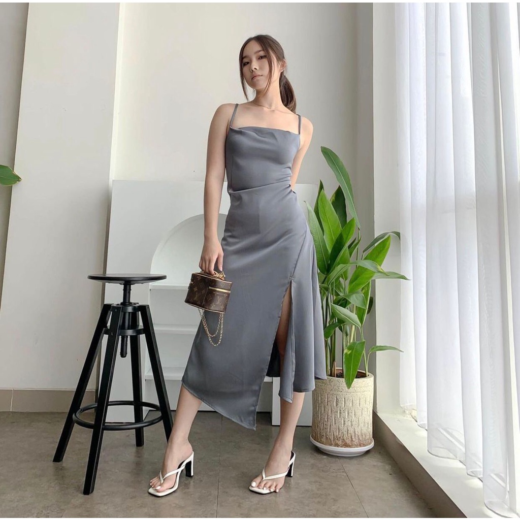 VELOVE SATIN DRESS KOREA BODYCON FIT STEEL GREY ( WITH FLARE BOTTOM ) - MIDI DRESS KONDANGAN ABU ABU- DRESS PESTA SEXY - SERAGAM BRIDESMAID DRESS SATIN - GAUN WANITA - PRAWEDDING DRESS - PREWEDDING ELEGANT - HADIAH / KADO ULTAH CEWEK