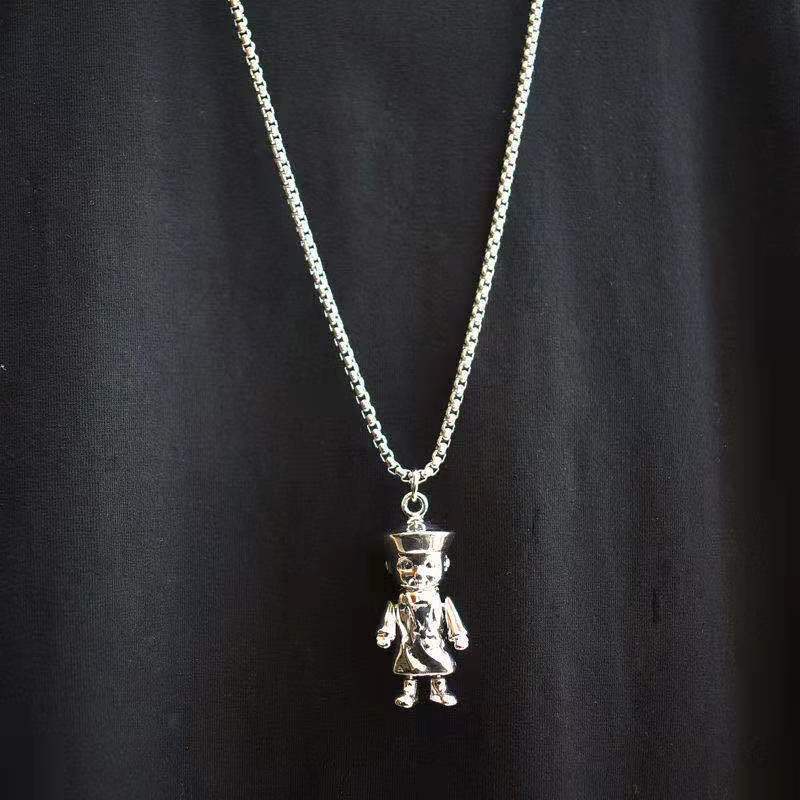 Kalung Rantai Liontin Zombie Kecil Bahan Titanium Steel Gaya Hip Hop Eropa Amerika Jepang Korea Untuk Pria