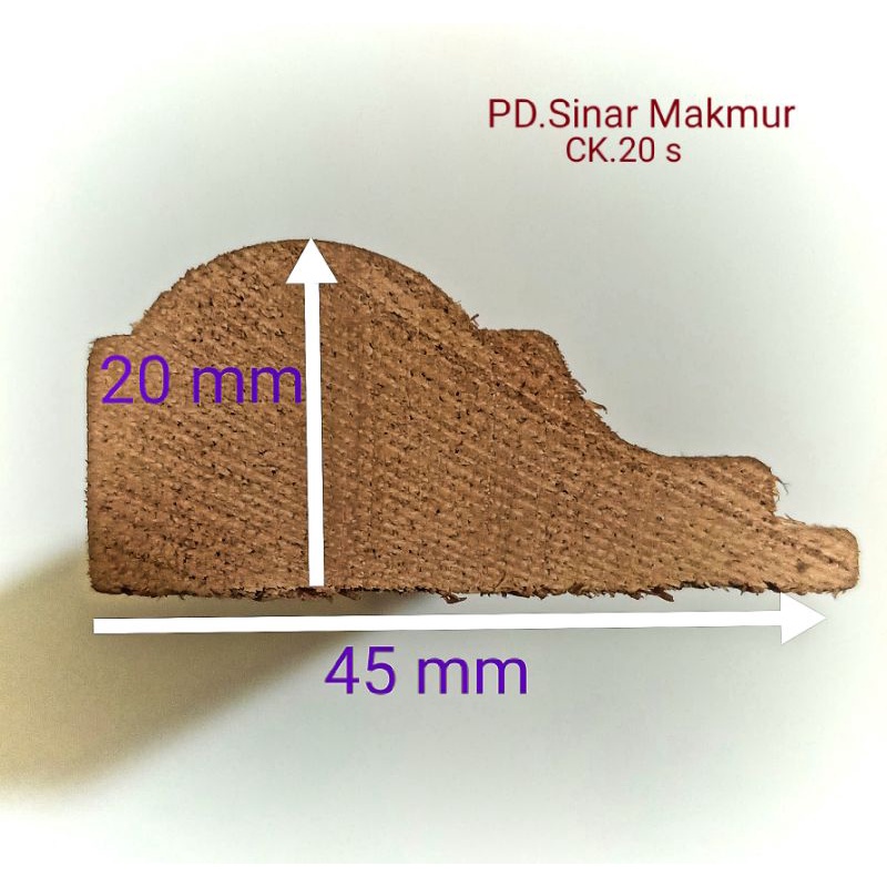 List kayu solid Moulding