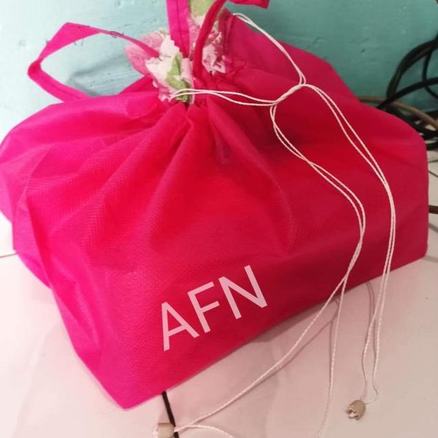 

Tas hajatan serut polos 20x20 box nasi snack - Biru