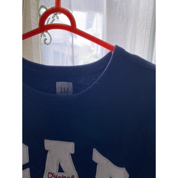 crewneckGAP