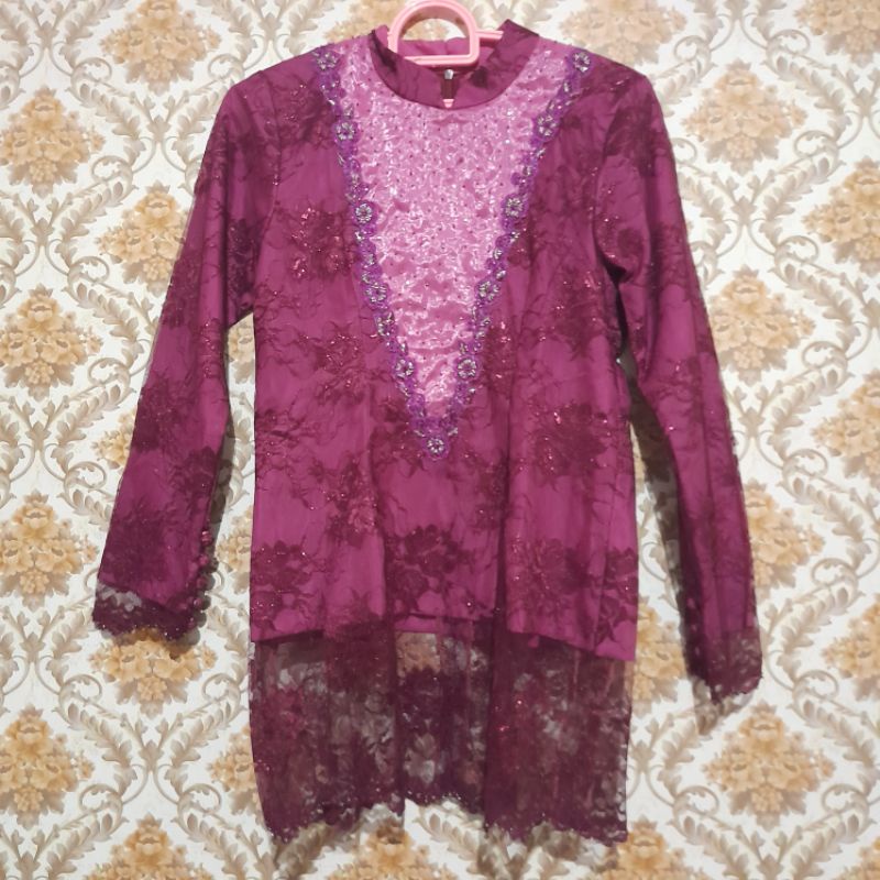 Kebaya Payet Preloved