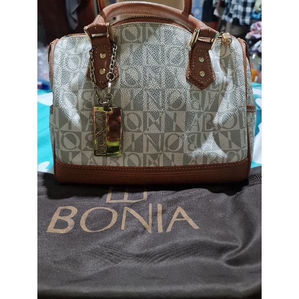 Tas Bonia authentic preloved