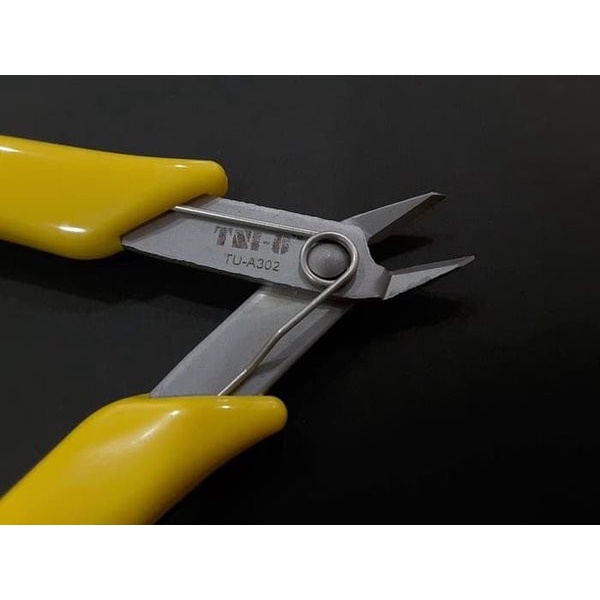 TNI-U TU A301 Tang Potong 5 inch Diagonal Pliers Cable Cutting