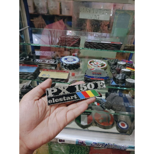 emblem emblim tepong vespa px px150e bagus