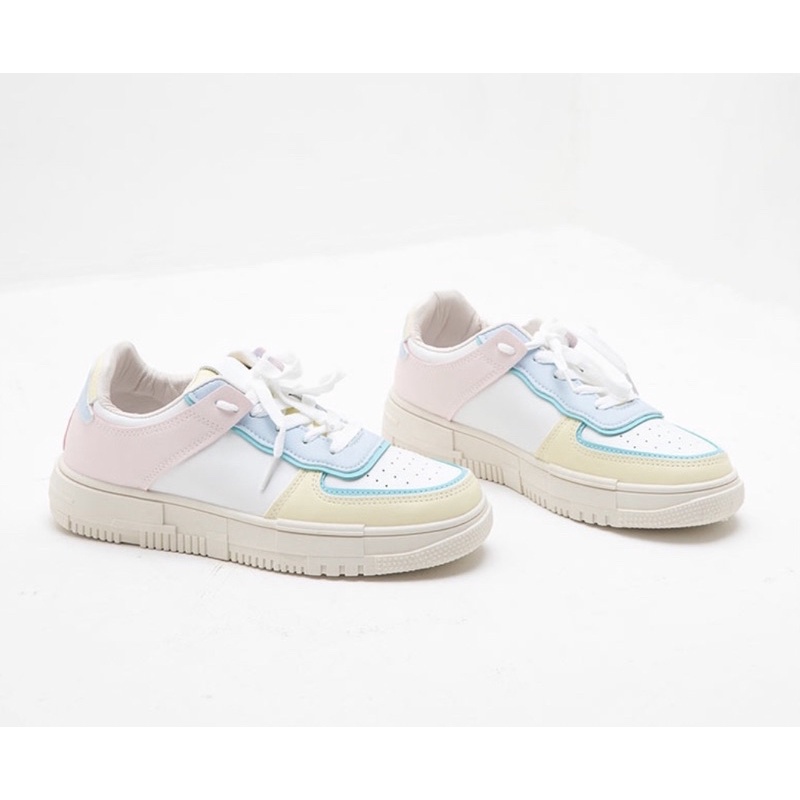 Sepatu Wanita Sofia Samma Low Ankle Sneaker Multi Color