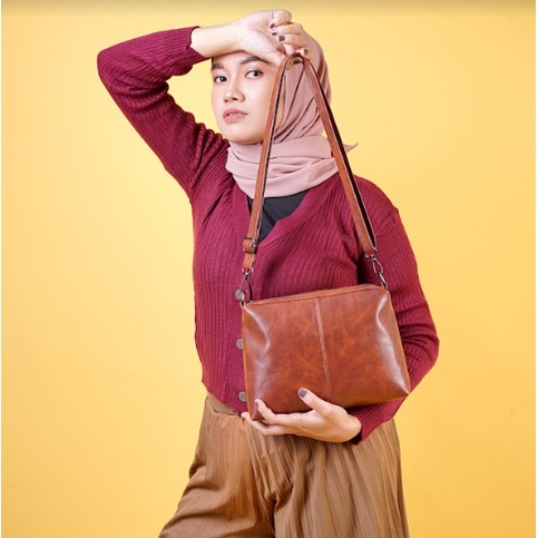 Tas Selempang Kulit Sling Bag Wanita Tas Slempang Wanita Multifungsi Kulit Sintetis PU Cewek OL15 Sling Bag Fungsional