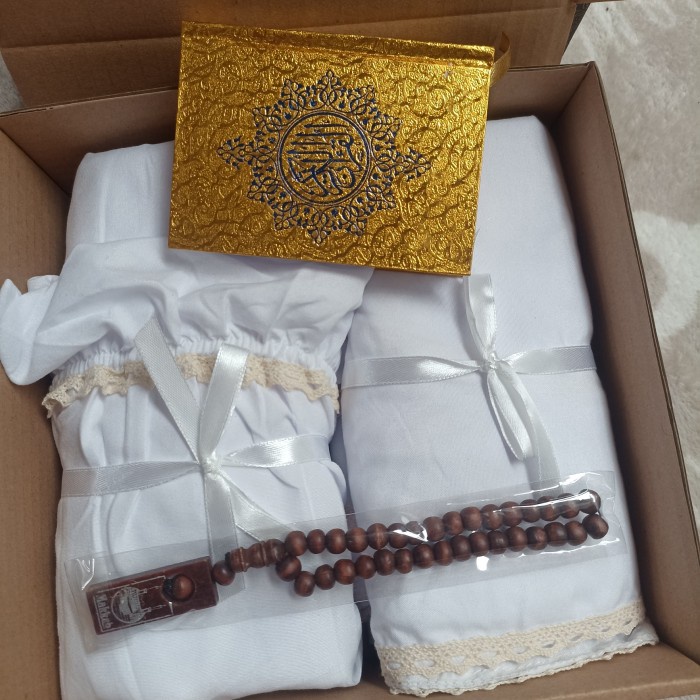

[COD] Kado Mukena Hampers Cewek Gift Ulang Tahun