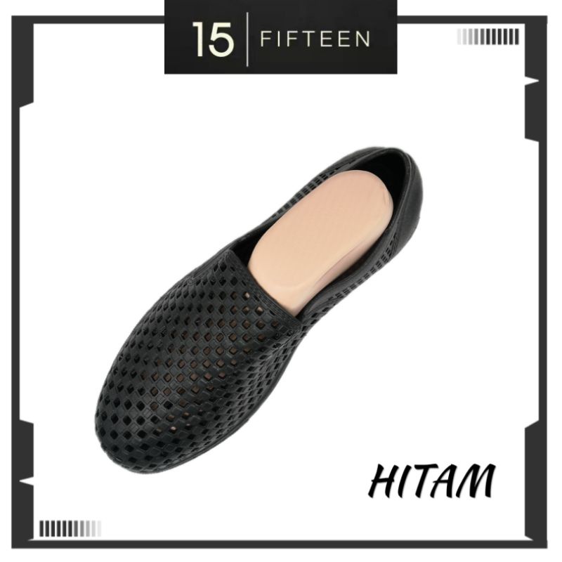 15 SHOP --- KINBOS Sepatu Karet Pria Slip On Lubang Keren M35