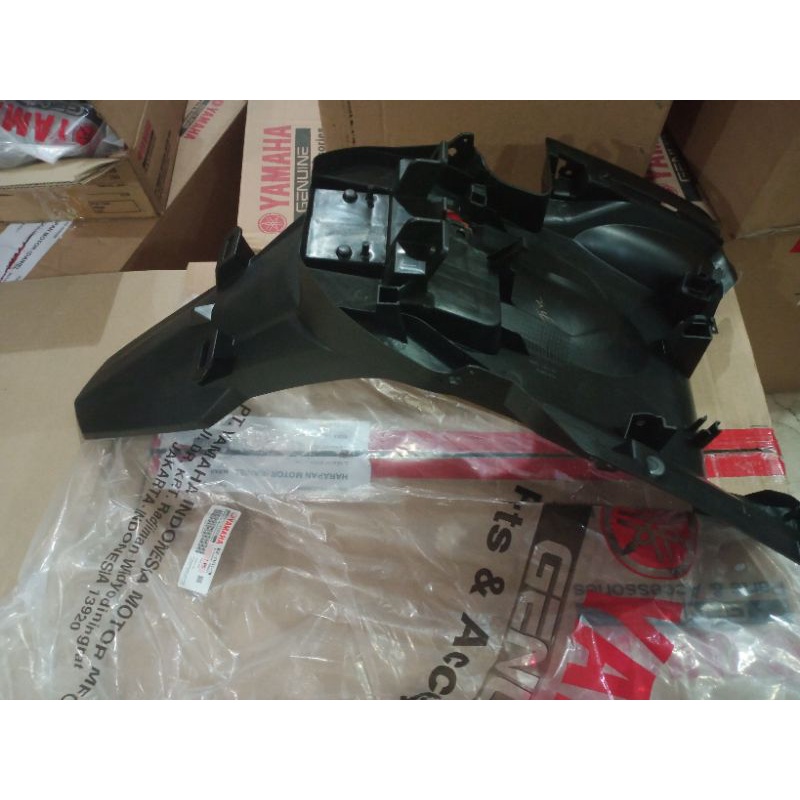 spakbor belakang Lexi 125 asli yamaha