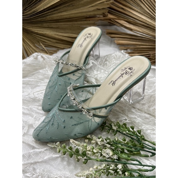 sepatu wanita azwa sage green 7cm kaca