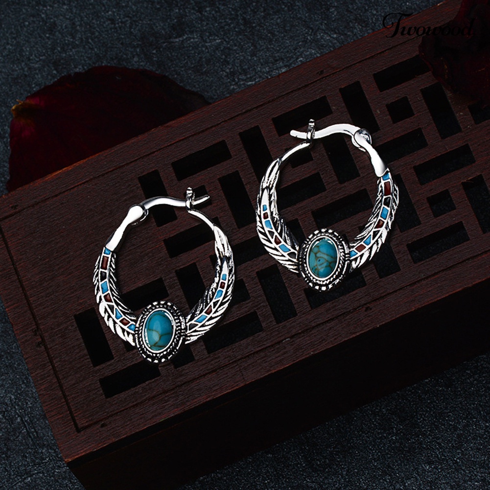 Anting Juntai Bentuk Bulu Aksen Turquoise Imitasi Gaya Vintage Untuk Wanita