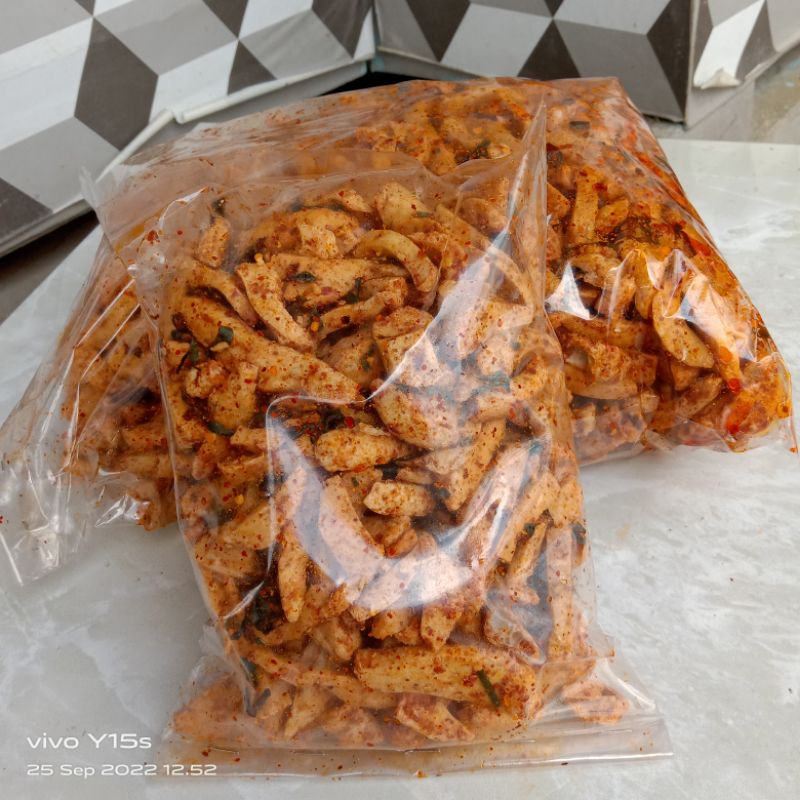 

basreng pedas daun jeruk basreng viralxtra daun jeruk basreng kriuk basreng baso goreng