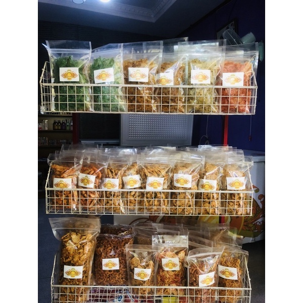 

CEMILAN PEDAS DAUN JERUK (BASRENG, MAKARONI, MIE KREMES, KRIPIK KACA)