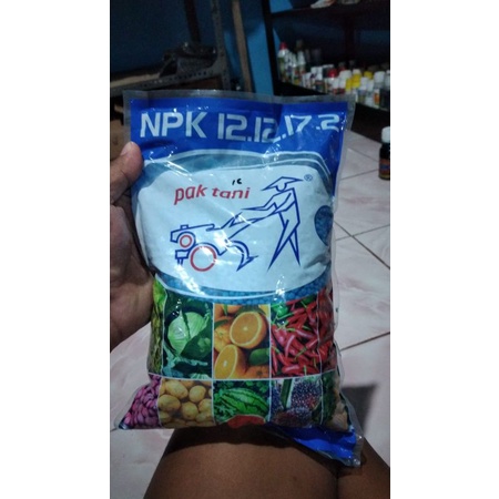 Pupuk NPK 12 12 17 2 Pak Tani 1 kg