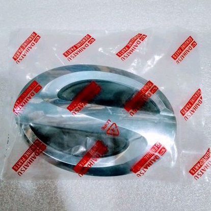 Santimak_seller - Logo S Sigra Depan Grill Asli Set Dudukan Tinggal Pasang