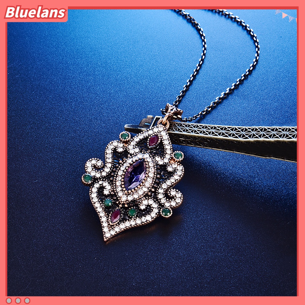 Set Perhiasan Kalung Anting Bentuk Bunga Aksen Berlian Imitasi Gaya India Untuk Pernikahan