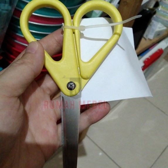 

Eklusif Gunting Tajam Multifungsi Enak Digunakan P16Cm Warna Kuning Sale!!!