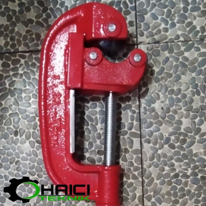 Tubing Cutter Alat Pemotong Pipa 3" + Mata Pisau 25-75 Mm.(Dhc)