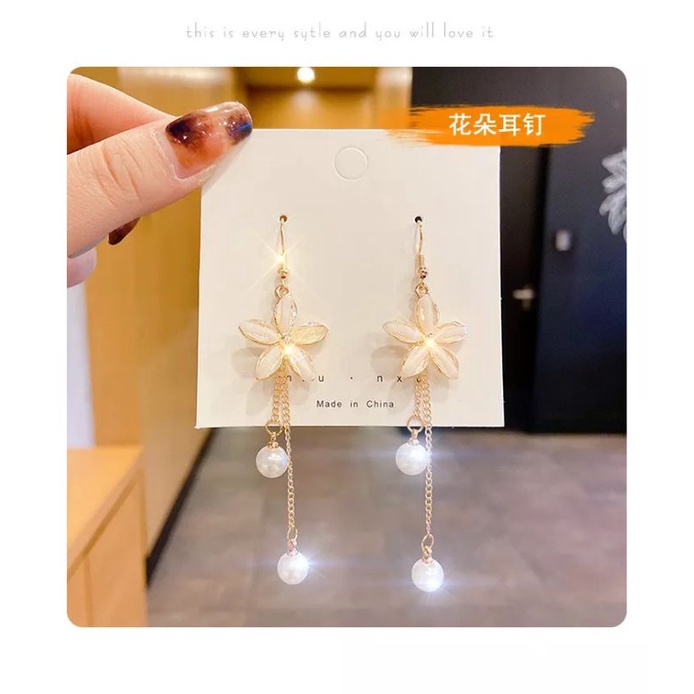 Anting Wanita Tusuk Gantung Bunga Mutiara Korea Anting Hijab Aksesoris Fashion