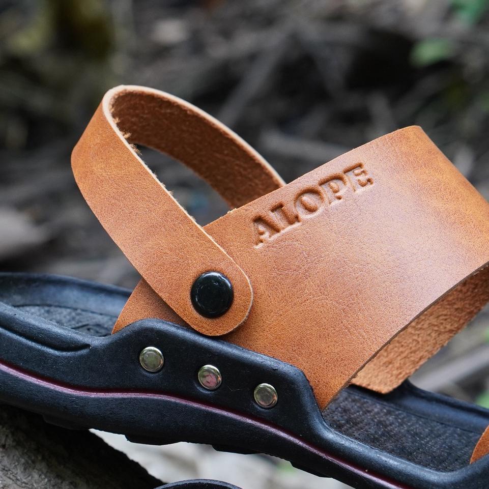 ど Sandal Sendal Gunung Outdoor Adventure Kulit Asli 100% Pria Cowok Laki Laki Dewasa Kasual Kekinian