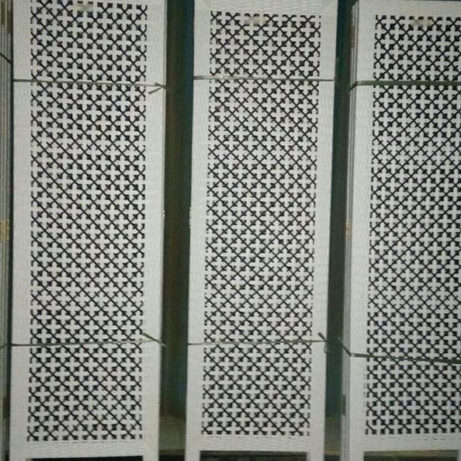 Terbaru Pembatas Ruangan Rotan Sintetis/ Sketsel 4 Pintu