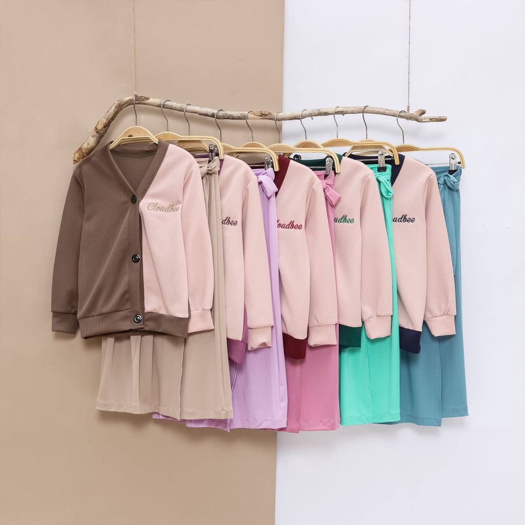 CLOUDBEE CARDY &amp; CULOTTES Free Tshirt