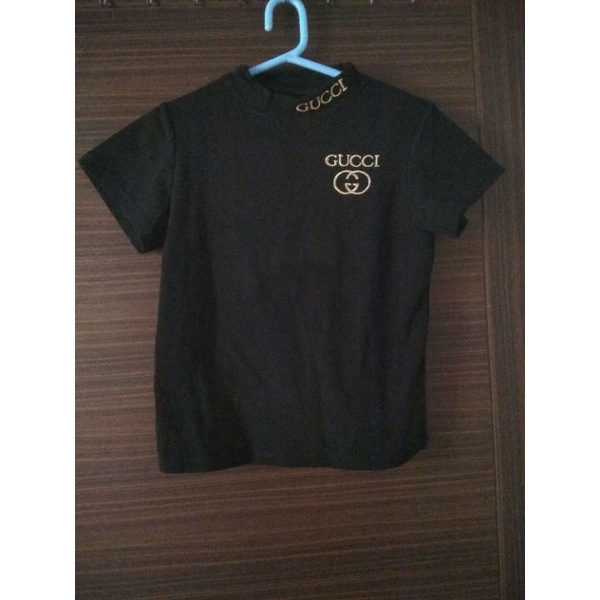 Preloved Baju Kaos Logo Gucci Wanita