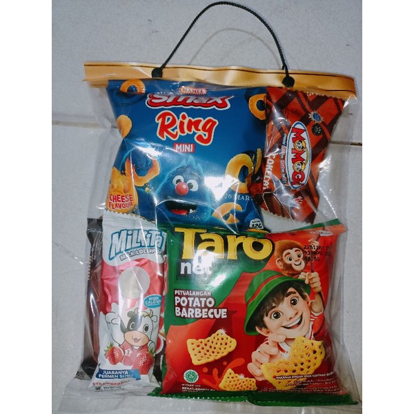 

Paket snack ulang tahun/paket snack ultah/snack ultah/bingkisan ulang tahun/goodie bag