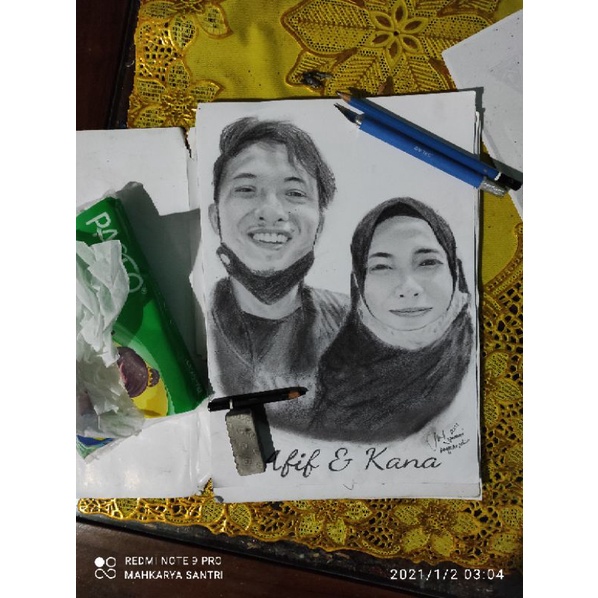 

Sketsa Lukisan hitam putih Tangan Asli dilukis oleh seniman
