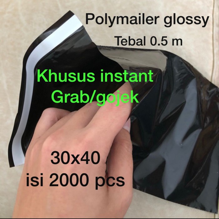 

Produk Unggulan Polymailer 30X40 Hitam Glossy Isi 2000 Pcs Murah