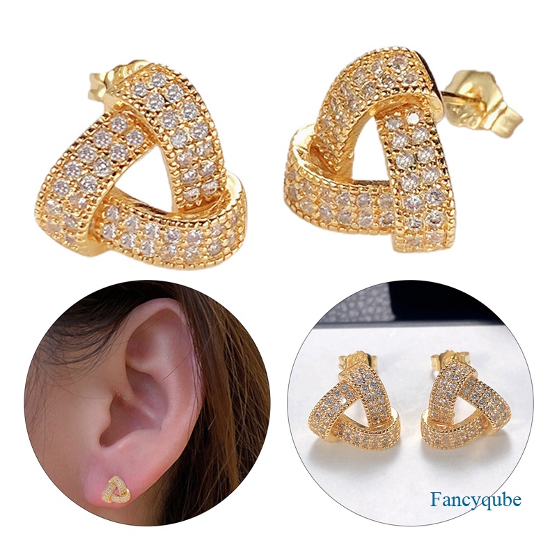 Anting Stud Bentuk Segitiga Aksen Batu Kubik Zirkonia Serbaguna Untuk Wanita