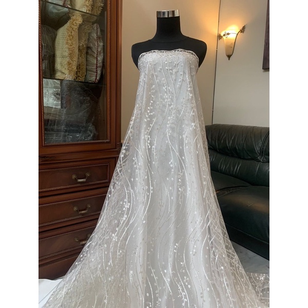 Kain Brukat Tile Premium Bordir Bahan Kebaya Akad Pengantin New Gloria Luxury Warna Broken White Put