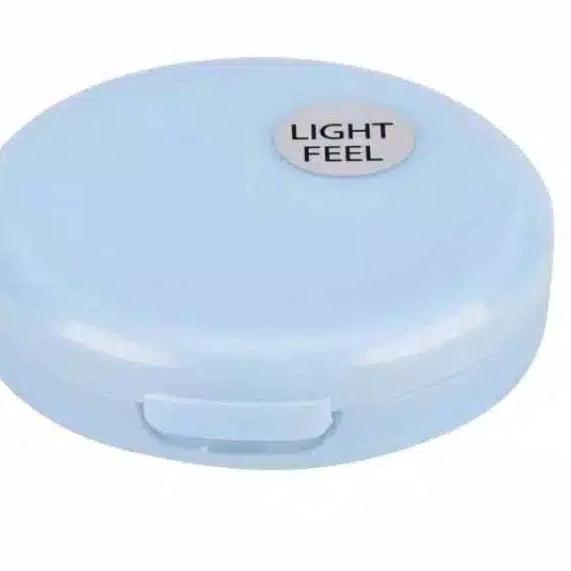 Mau?--✅COD bedak Refill Wardah Lightening Two Way Cake Spf 15 Light Feel