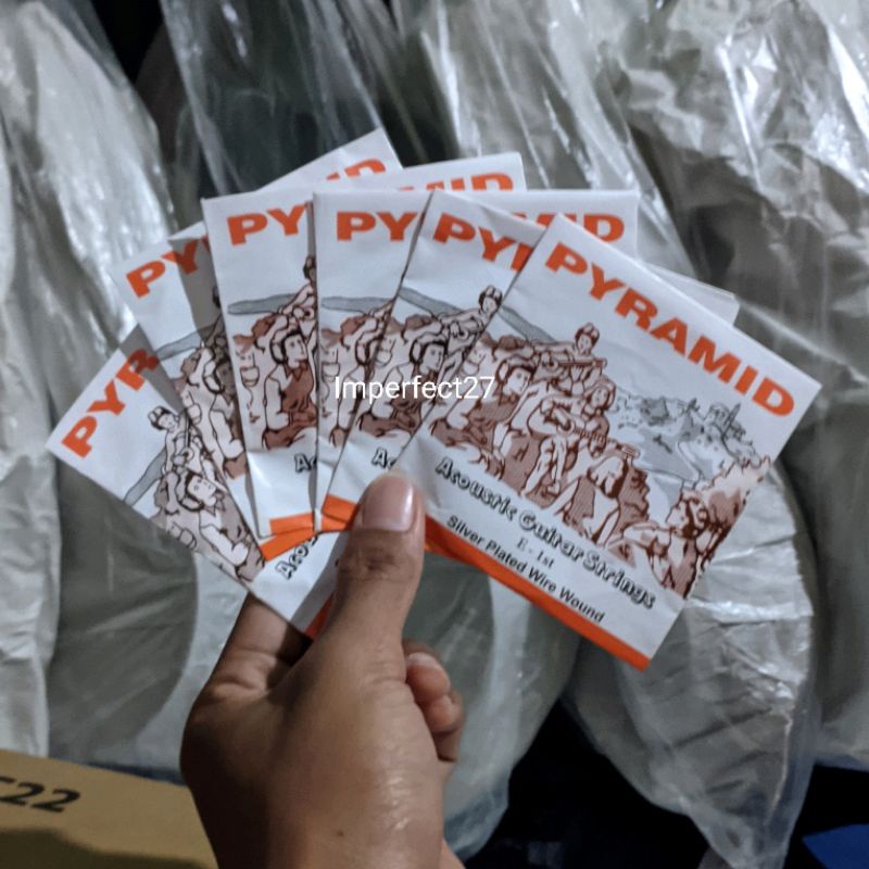 Senar Gitar Akustik Pyramid