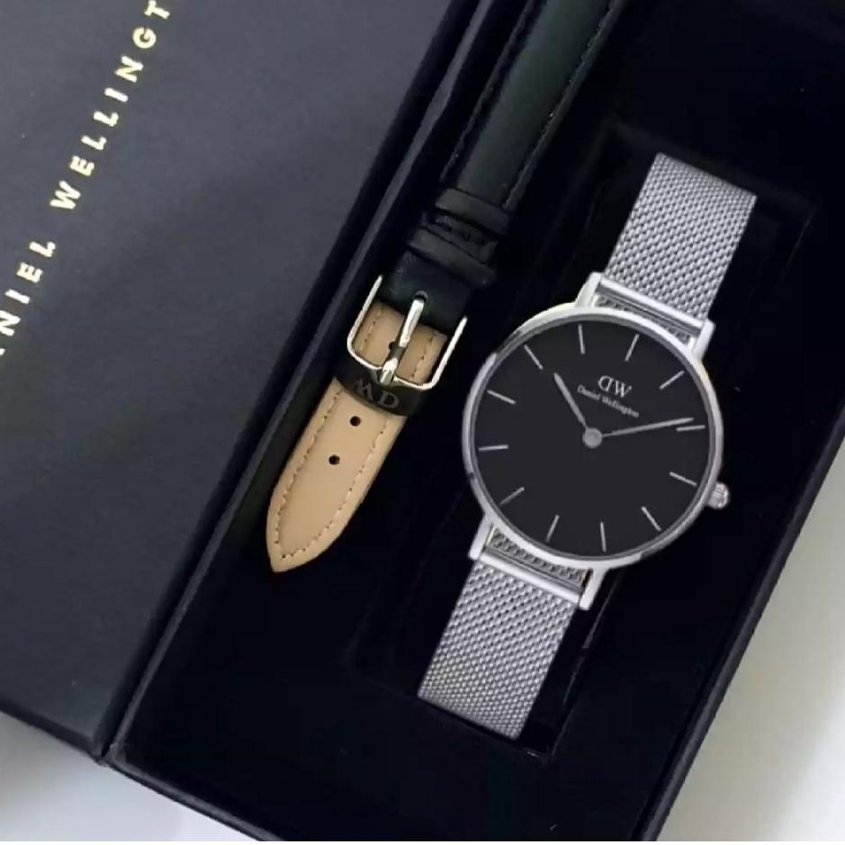 *Promo* Jam Tangan Kasual Pria DW Tali Kanvas Bonus Tali Kulit Free Box Berkualitas